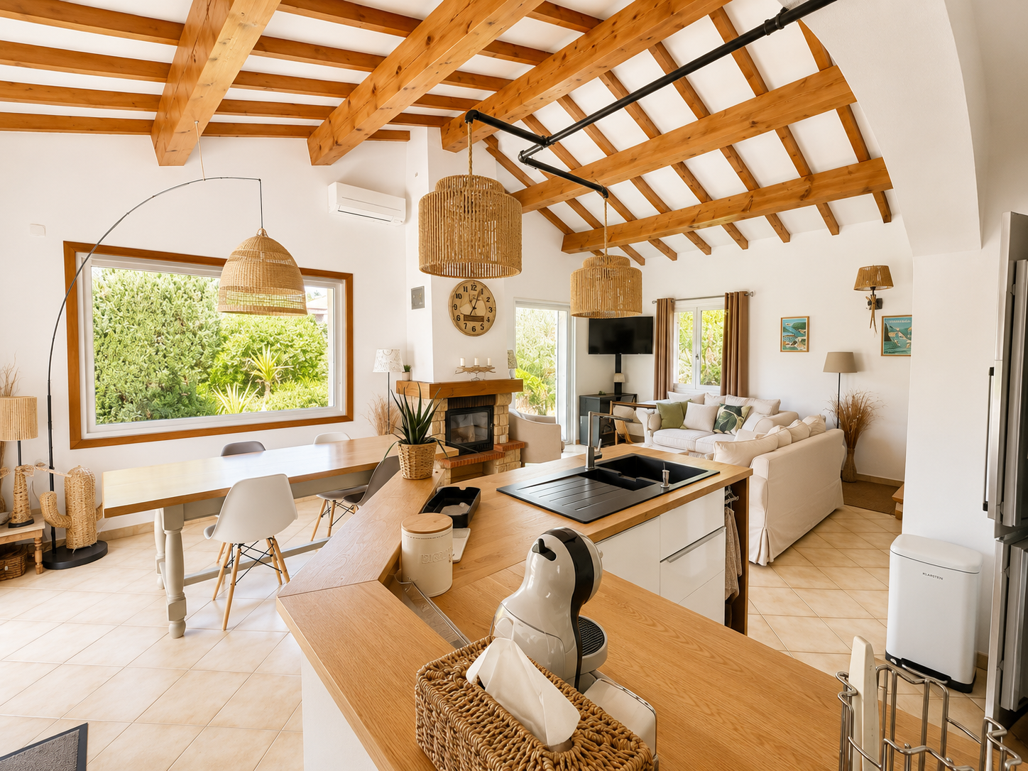 Jolie villa individuelle avec piscine a quelques du centre de Sainte Maxime avec 3 chambres et garage en exclusivité – Image 5
