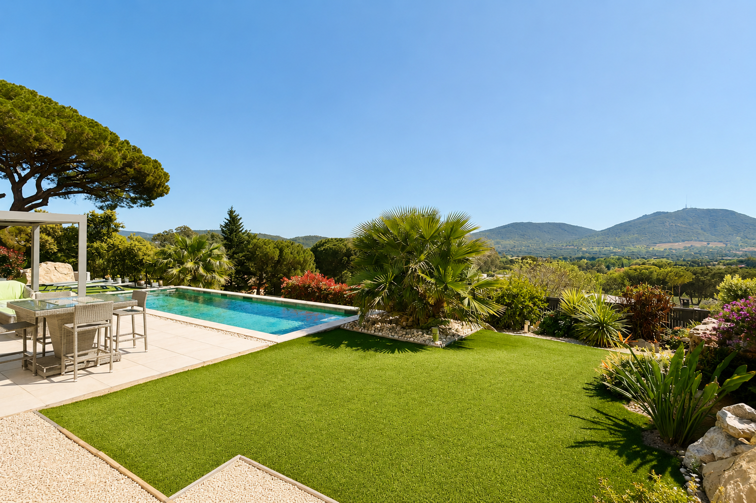 Vente villa 5 pièces au Plan de la Tour avec piscine chauffée et garage – Image 3
