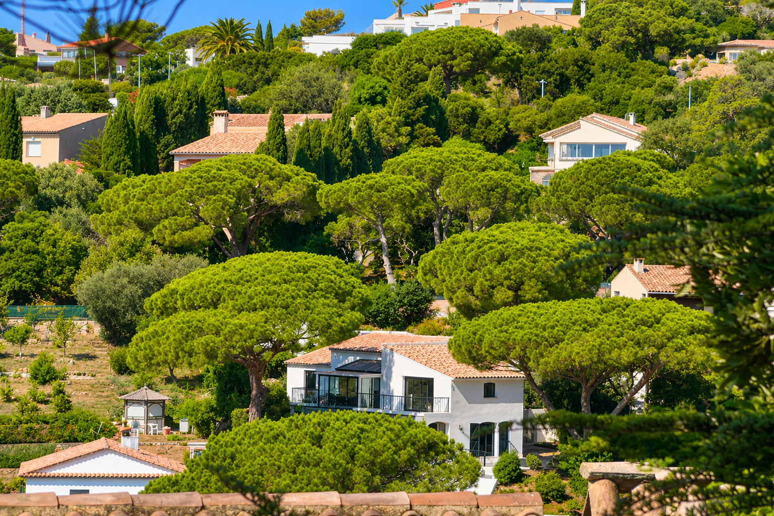 Villa 6 pièces avec vue sur la mer à vendre aux Issambres San Peïre – Image 5