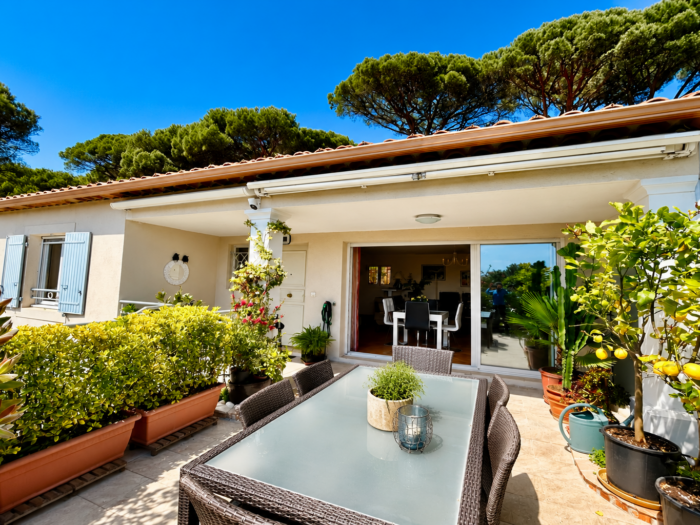 3 pièces avec terrasse et garage à Sainte Maxime à vendre en dernier étage