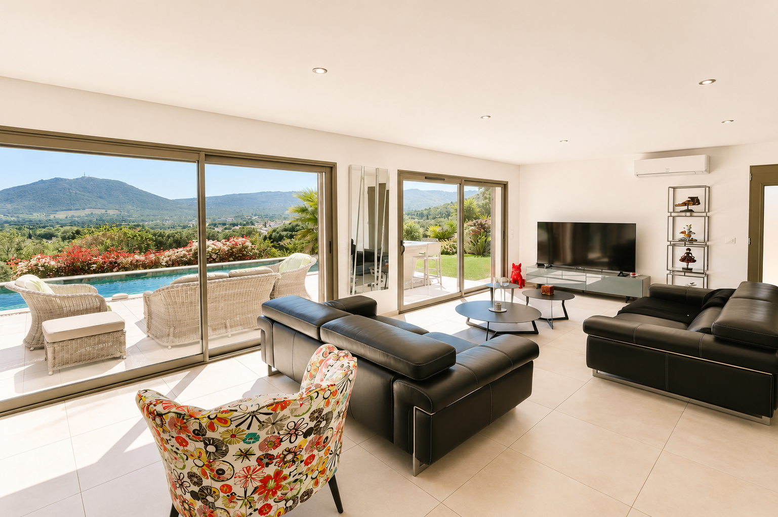 Vente villa 5 pièces au Plan de la Tour avec piscine chauffée et garage – Image 6