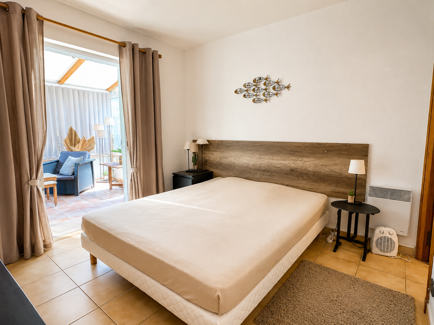 Jolie villa individuelle avec piscine a quelques du centre de Sainte Maxime avec 3 chambres et garage en exclusivité – Image 9