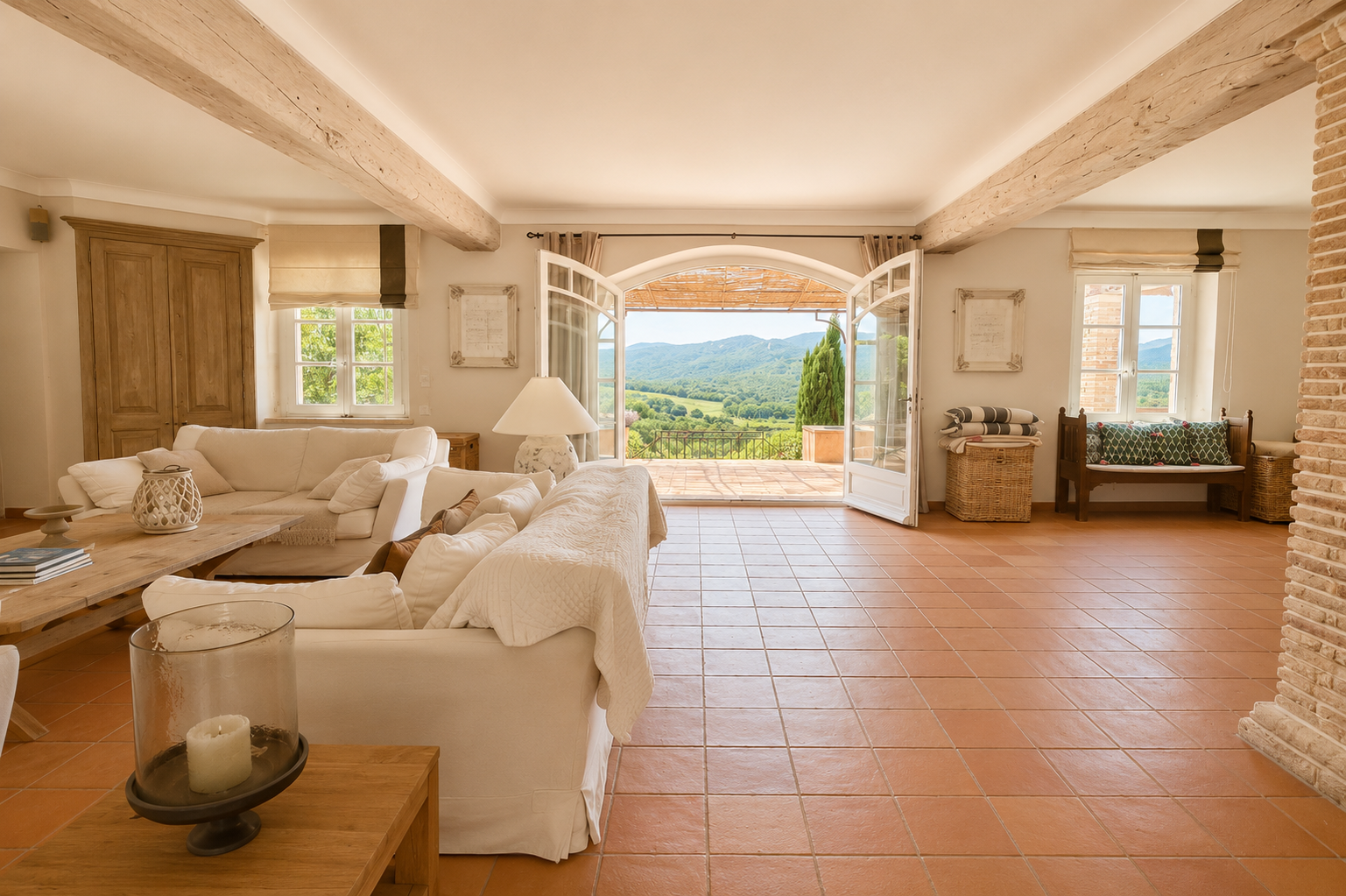Bastide provençale de charme à vendre au Plan De La Tour avec vue panoramique sur les collines – Image 7