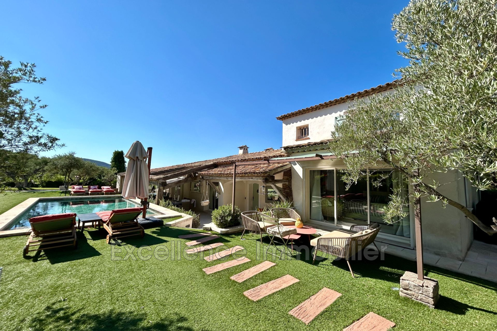 Villa 8 pièces à vendre à Sainte-Maxime – Image 3