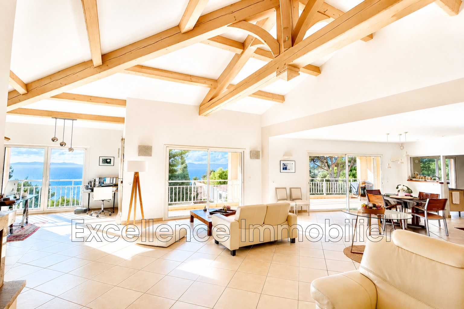 Villa 6 pièces à vendre à Le Lavandou – Image 7